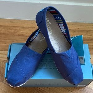 Toms navy canvas